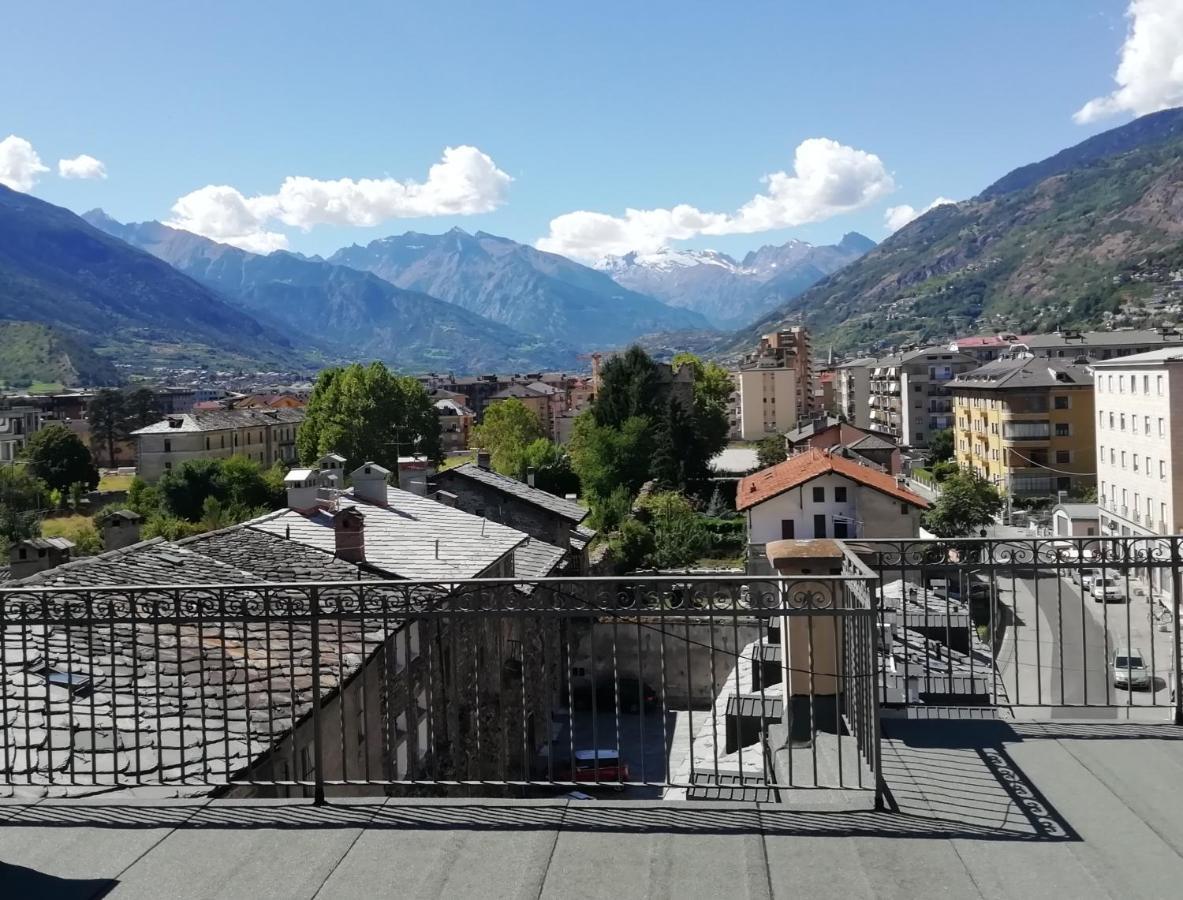 Mansarda Del Sole, Nel Cuore Di Aosta Exterior photo
