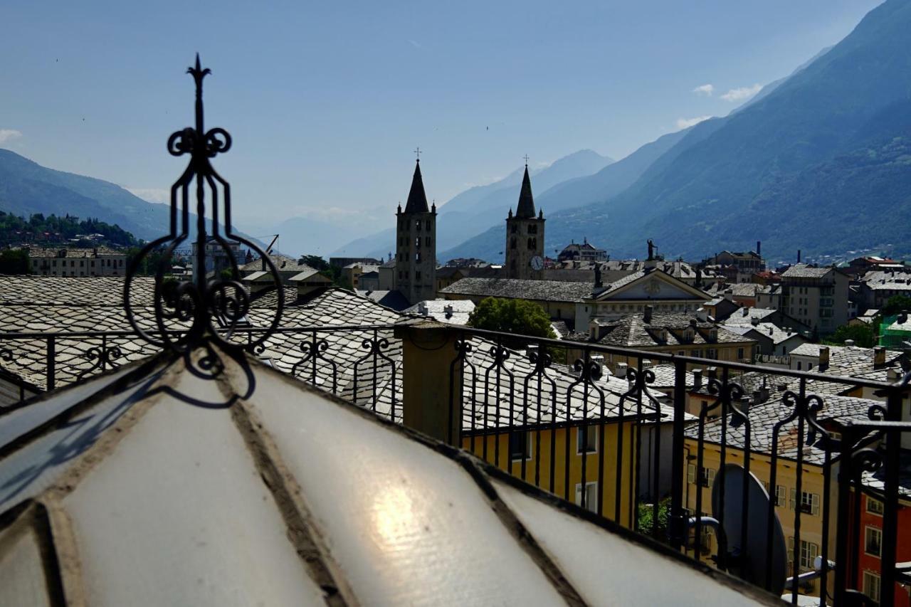 Mansarda Del Sole, Nel Cuore Di Aosta Exterior photo